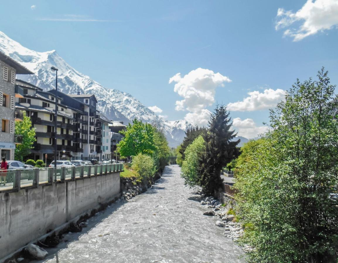 Vue Brevent Sublime En Centre Ville Avec Parking Prive Chamonix Buitenkant foto